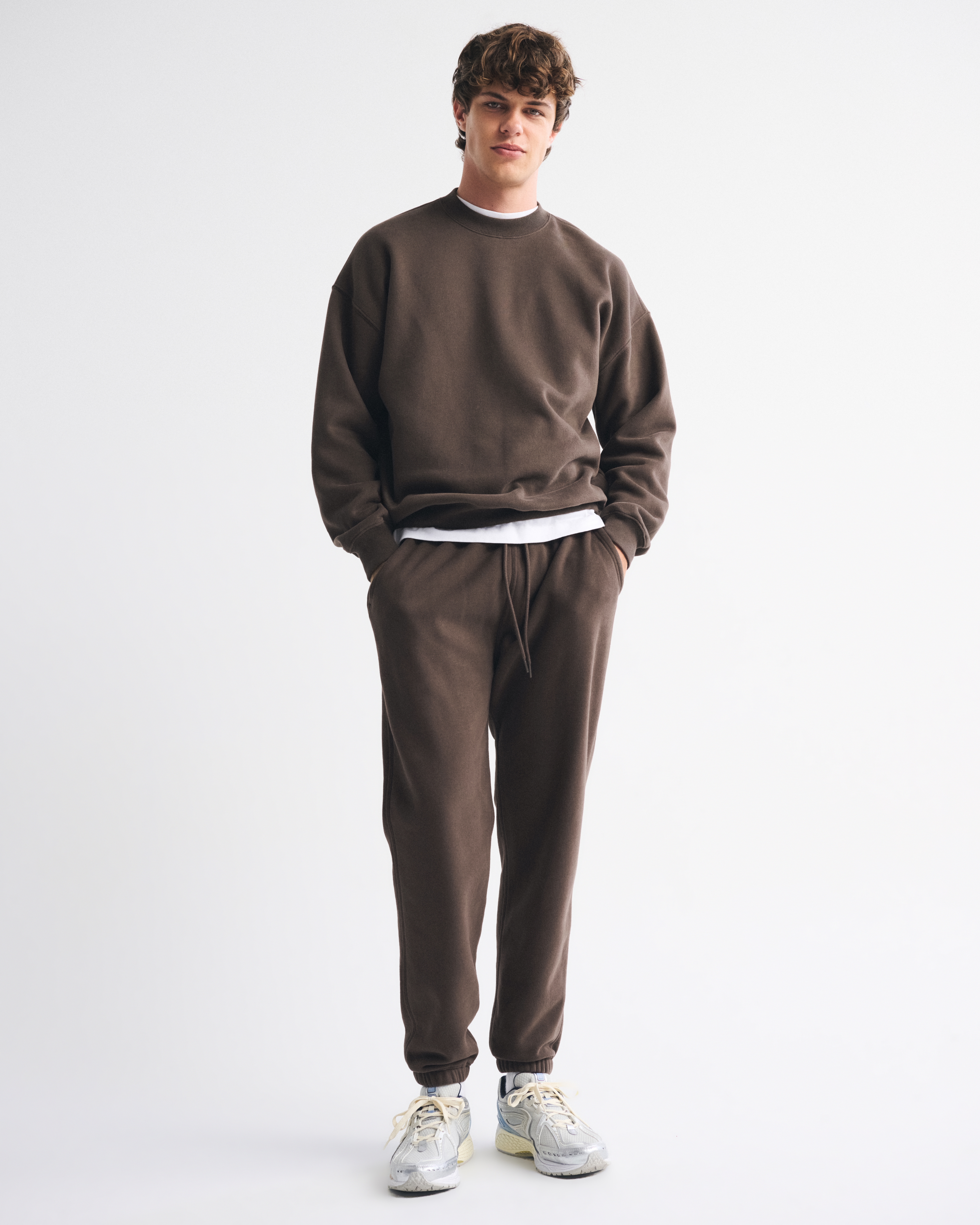 Abercrombie & Fitch Essential Cinched Sweatpant In Brown