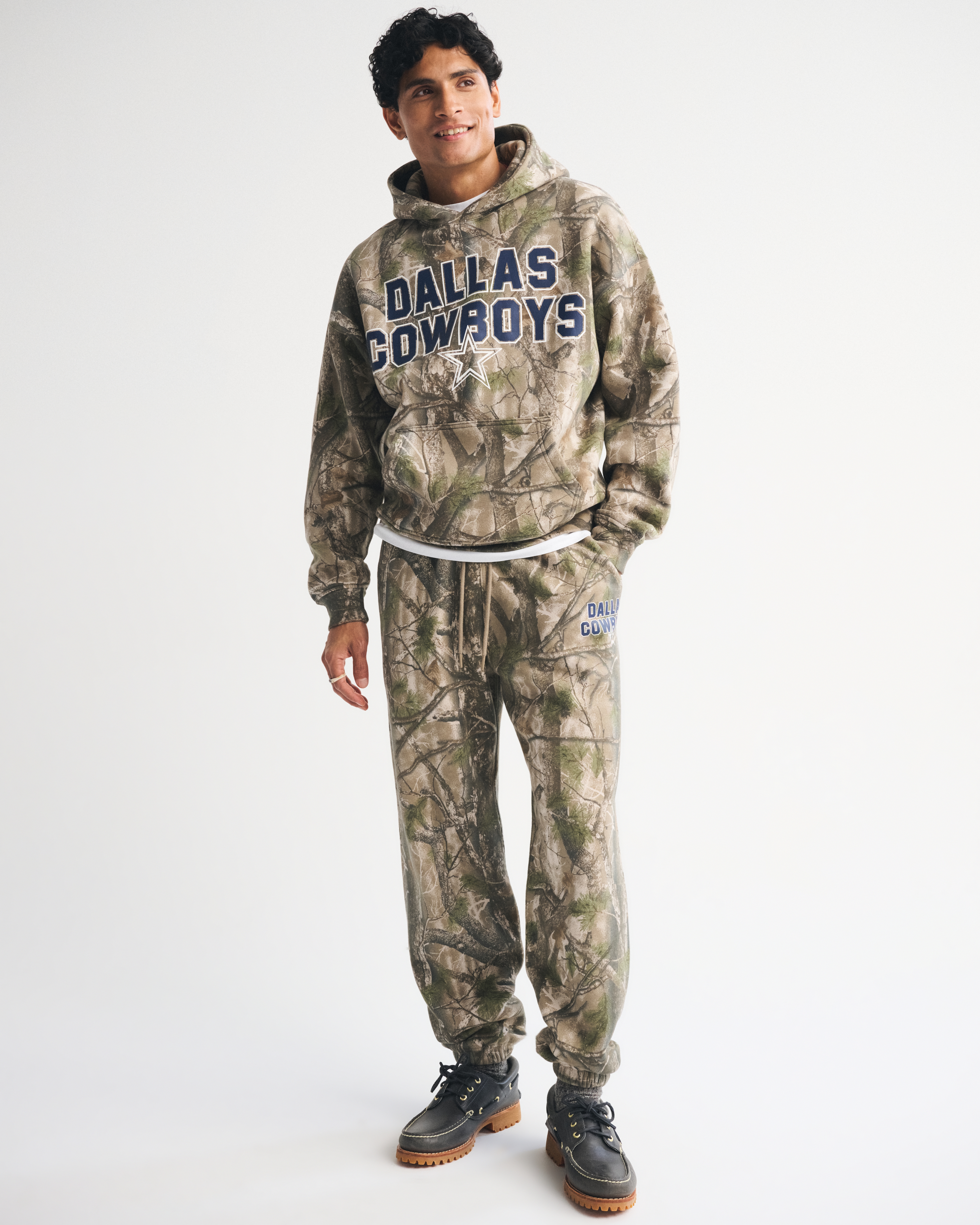 Abercrombie & Fitch Dallas Cowboys Cinched Sweatpant In Multi