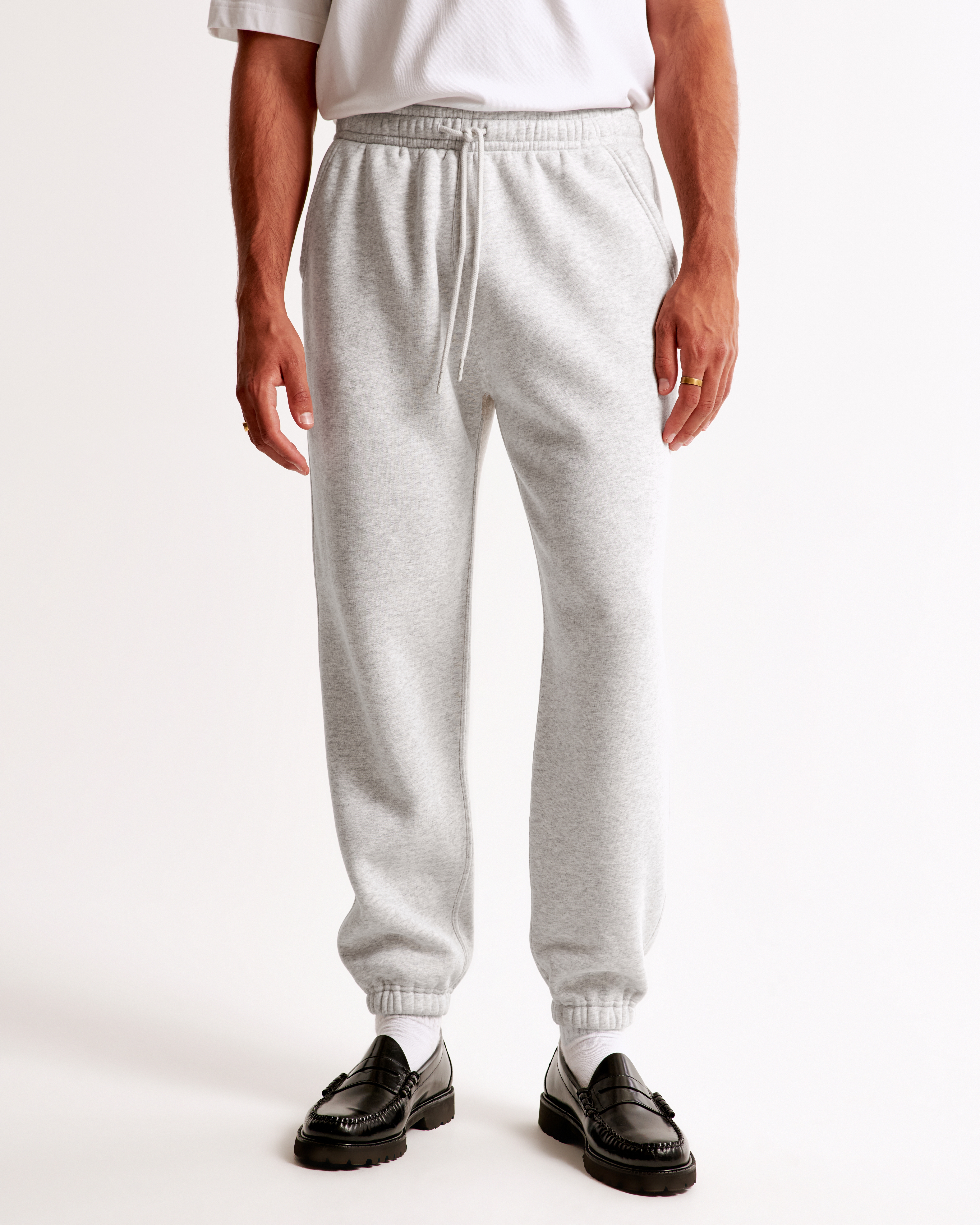 Men's Essential Cinched Sweatpant | Men's Clearance