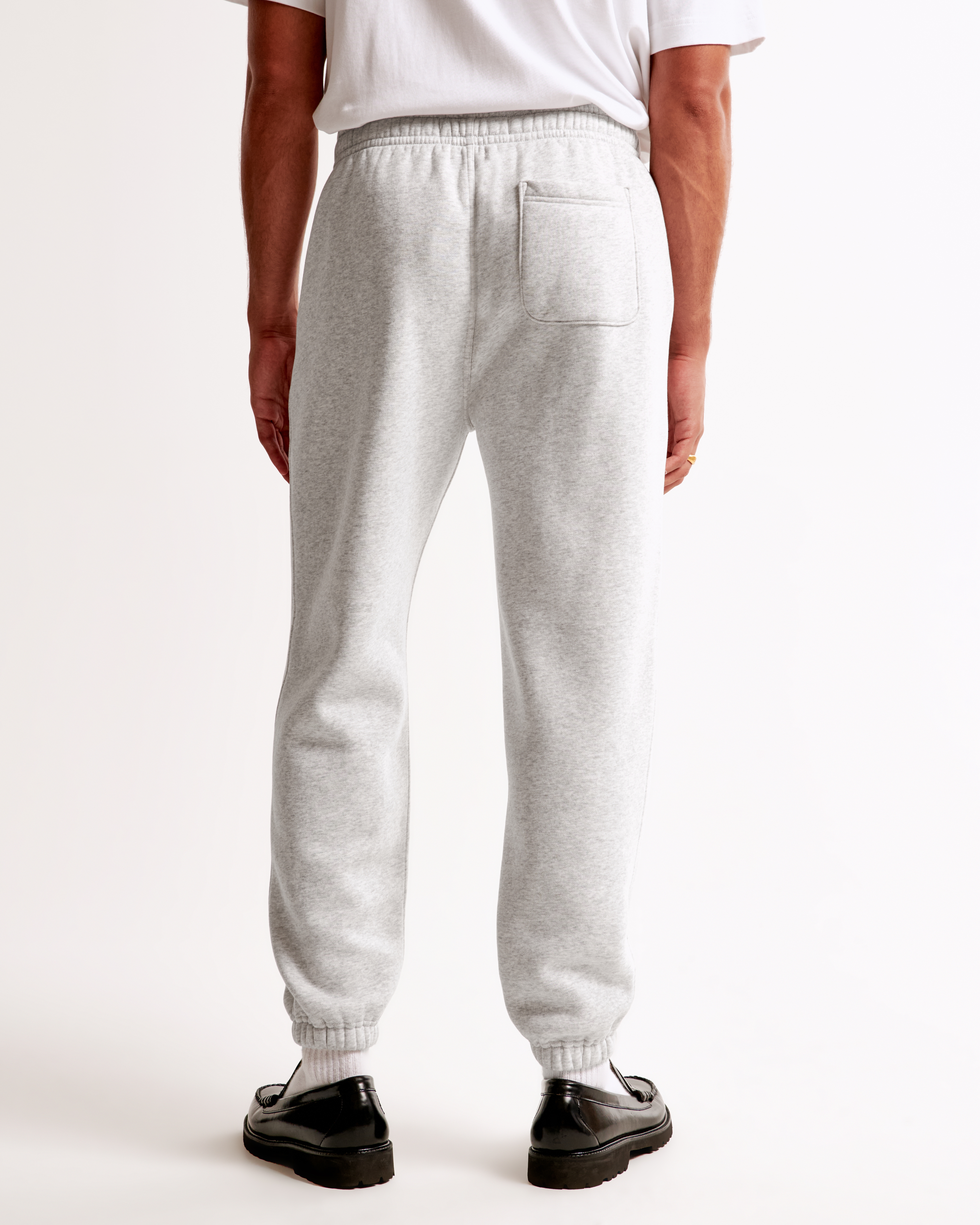Men's Essential Cinched Sweatpant | Men's Clearance