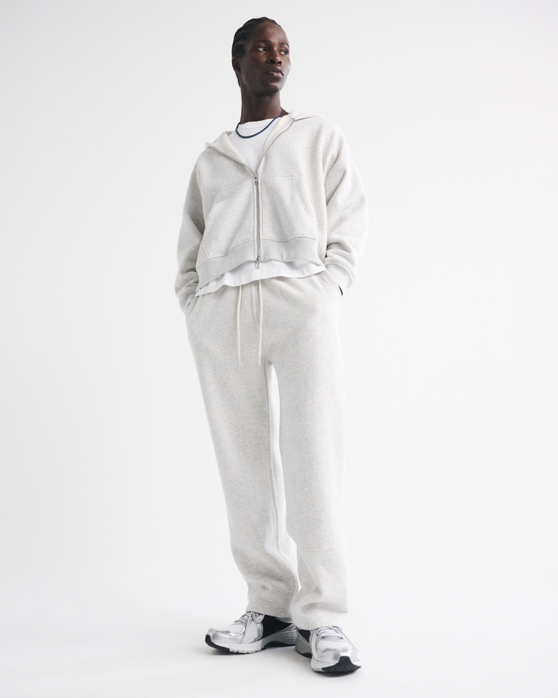 Essential Straight Open-Hem Sweatpant - thumbnail 10
