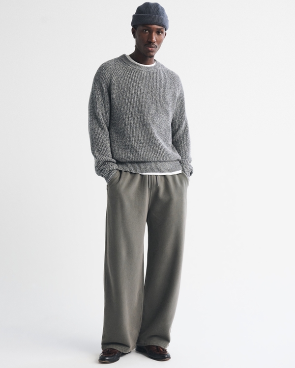 Essential Ultra Baggy Open-Hem Sweatpant