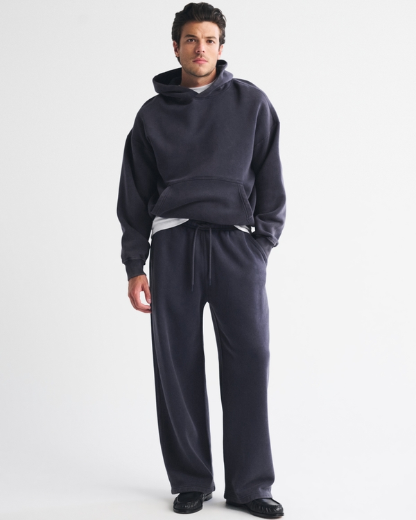 Essential Ultra Baggy Open-Hem Sweatpant