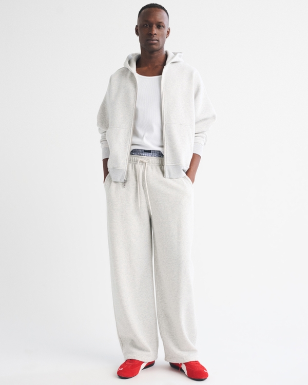 Essential Ultra Baggy Open Hem Sweatpant