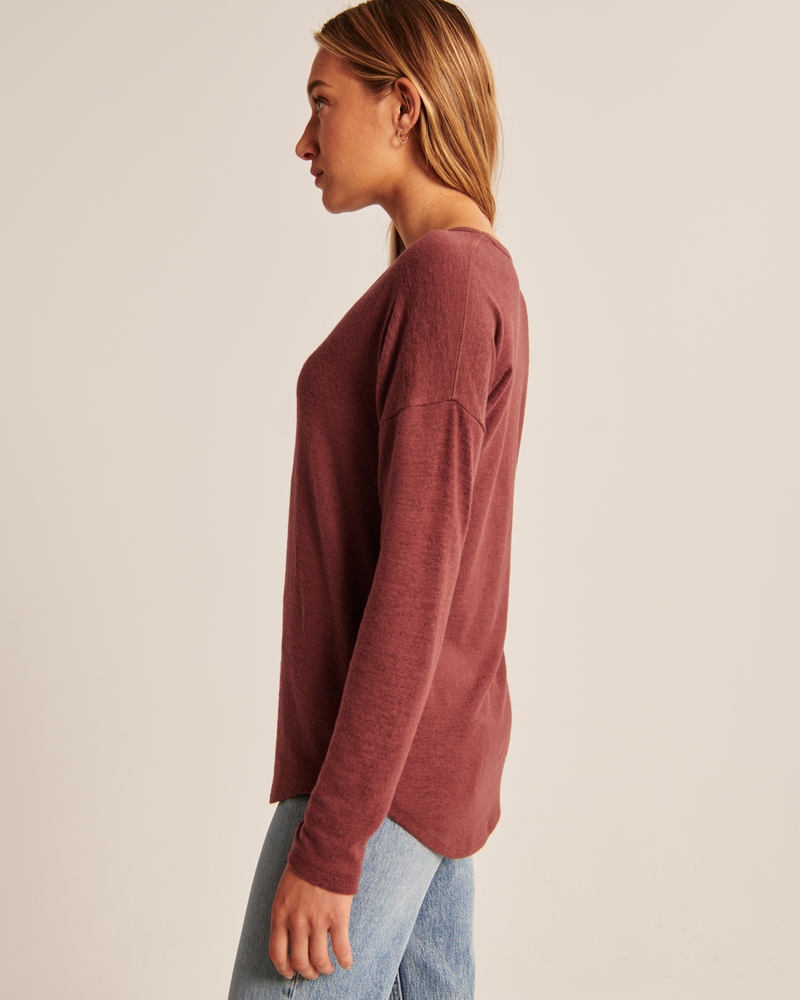Cozy Long-Sleeve V-Neck Legging Tee