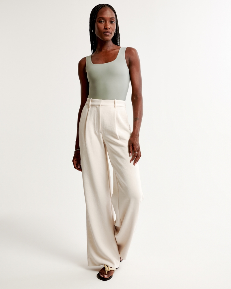 Soft Matte Seamless Squareneck Bodysuit