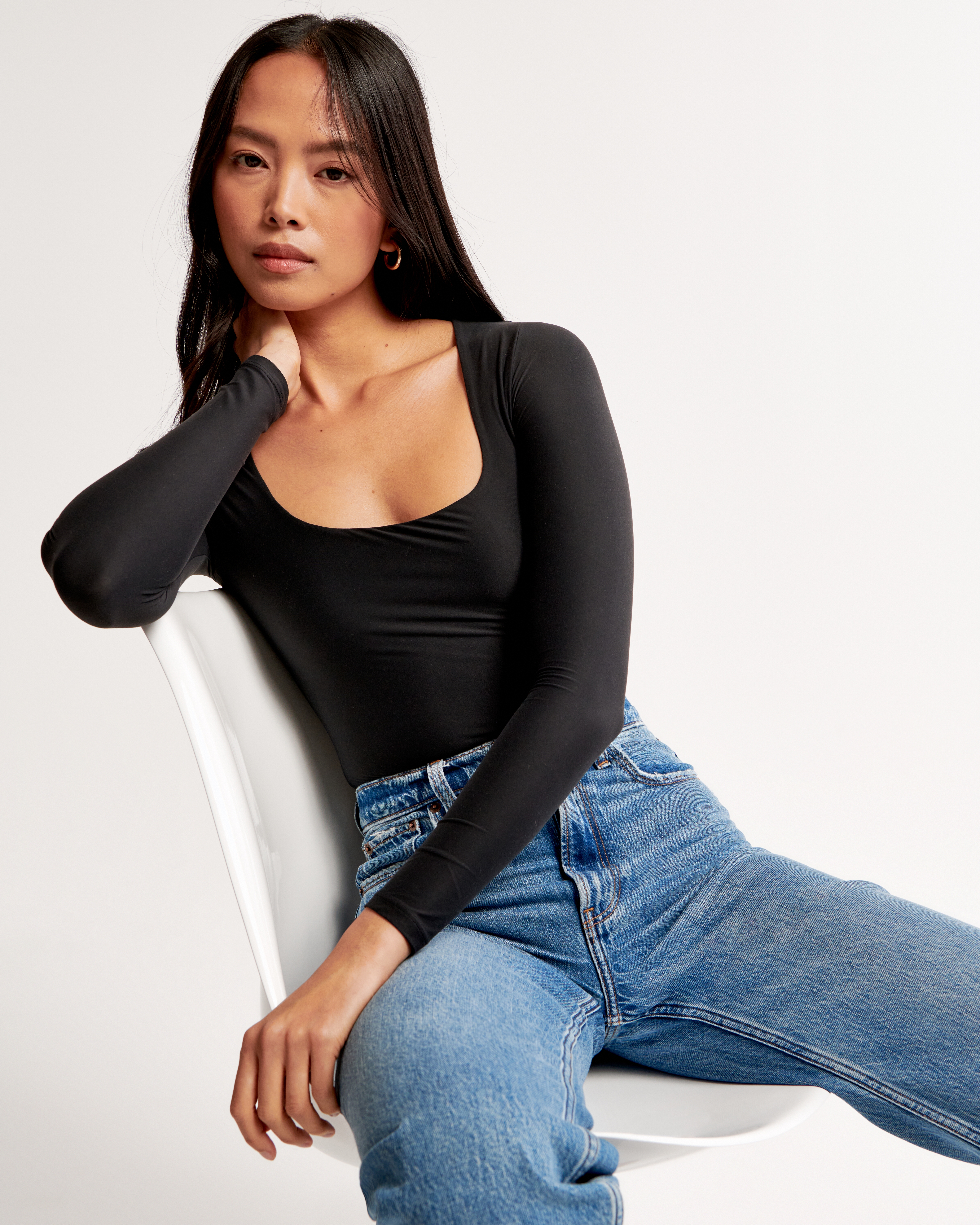 Soft Matte Seamless Long-Sleeve Squareneck Bodysuit