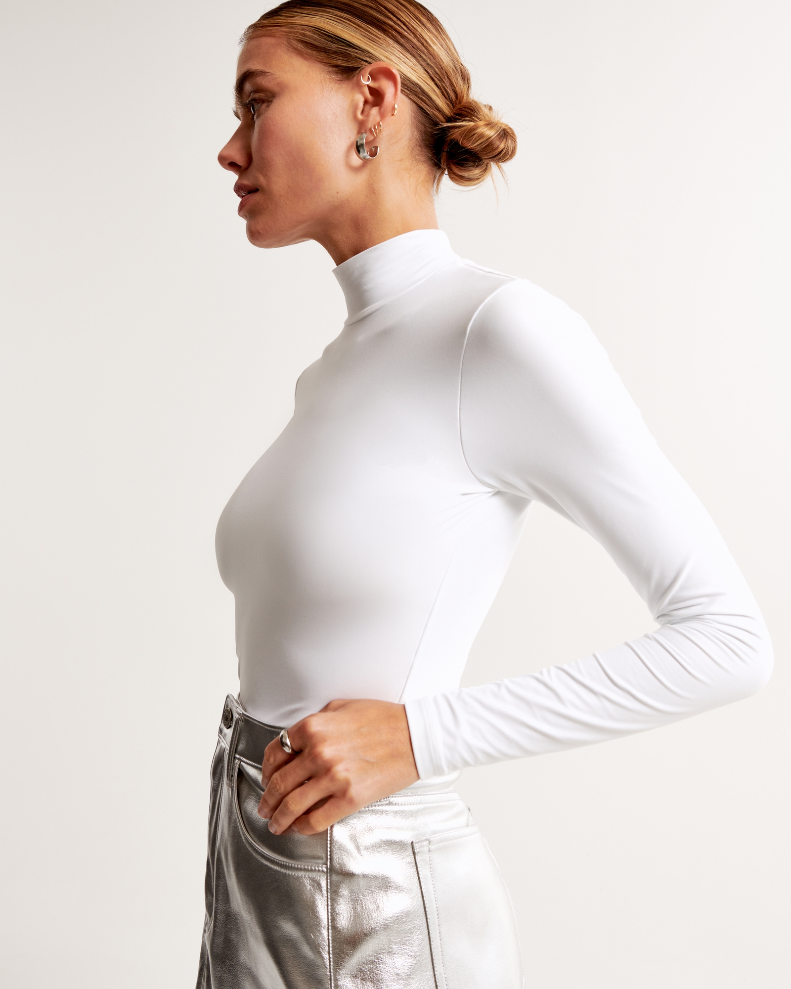 By Anthropologie Seamless Cropped Mock-Neck Top