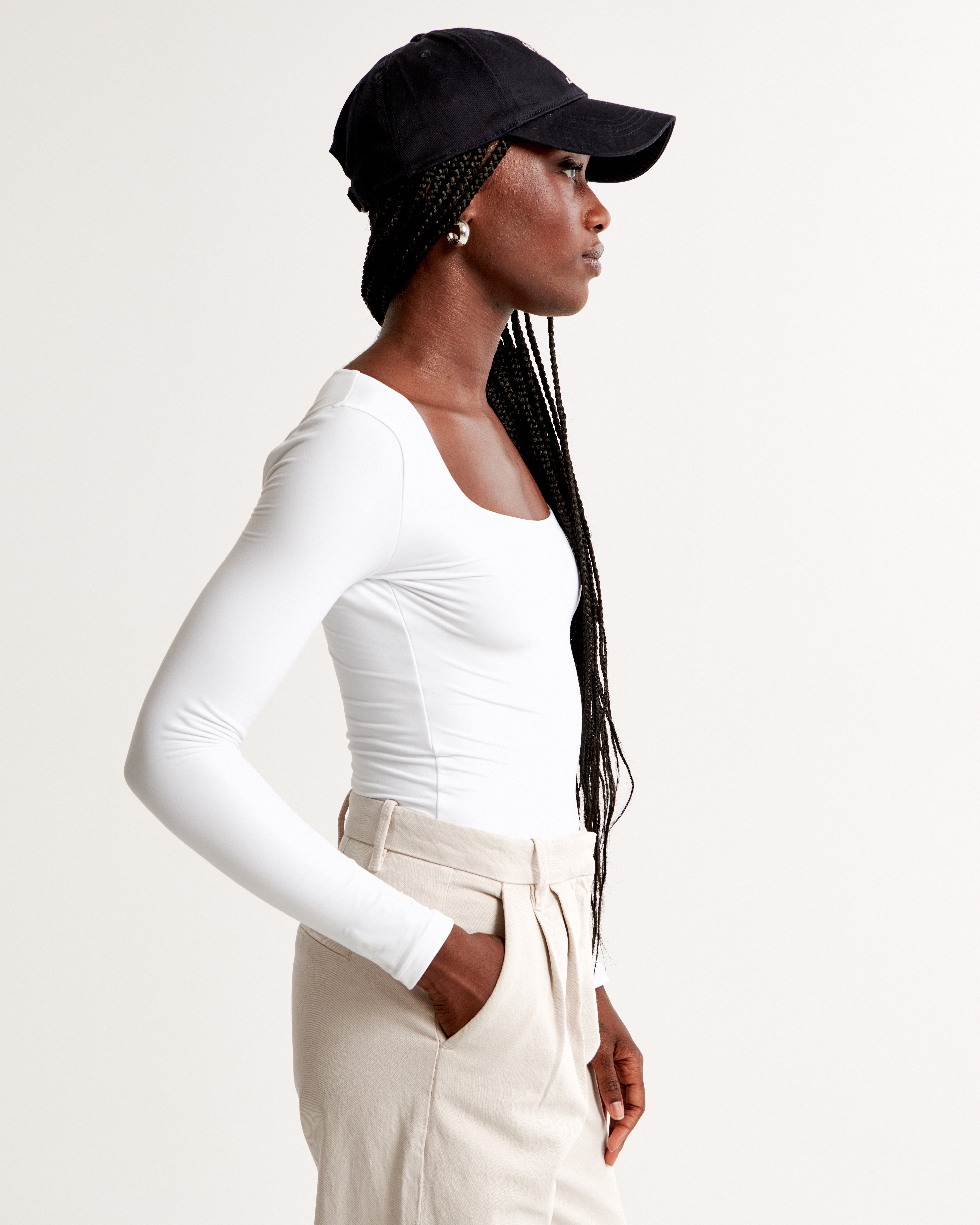 Women's Soft Matte Seamless Long-Sleeve Tuckable Squareneck