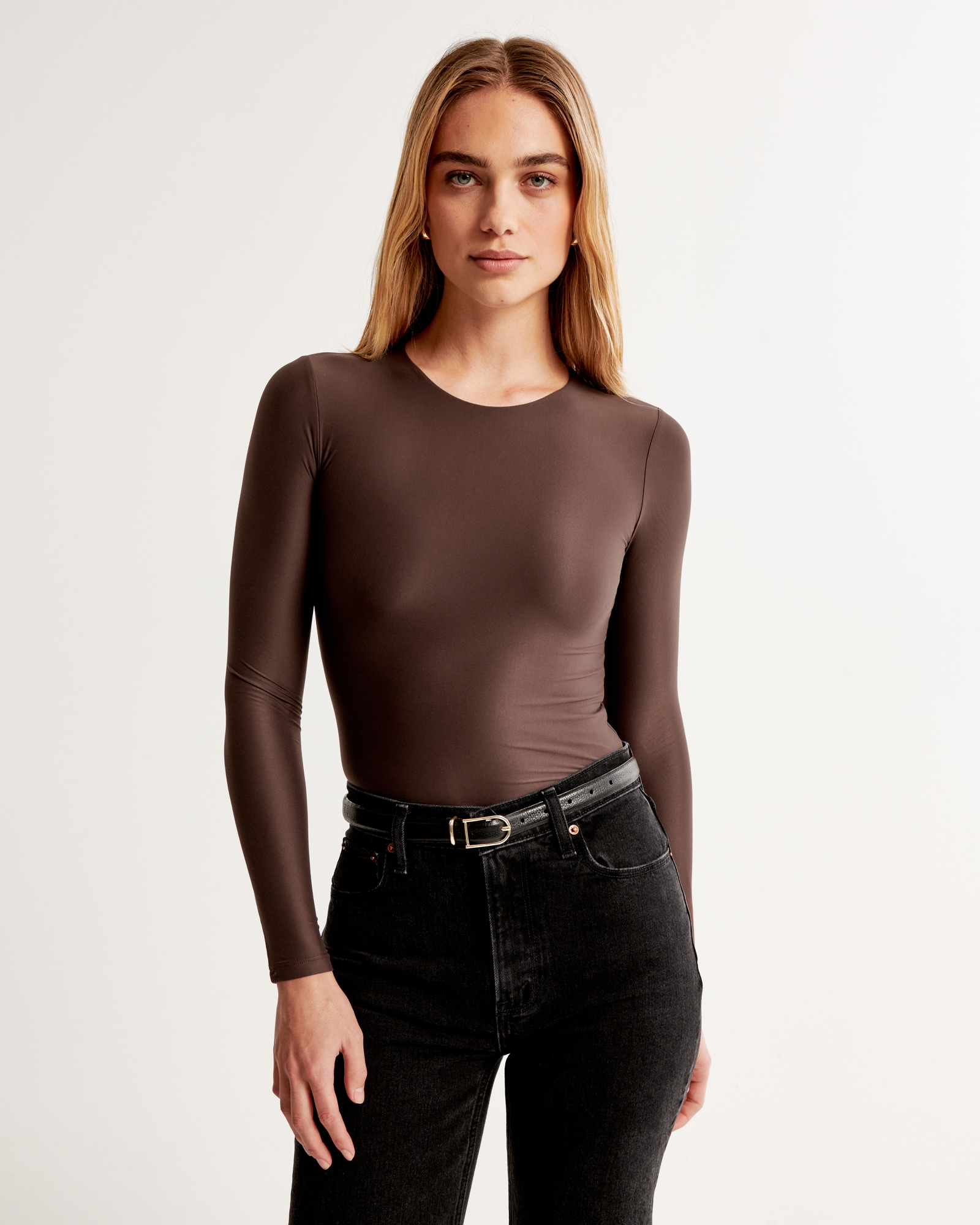 Women's Soft Matte Seamless Tuckable Long-Sleeve Tee