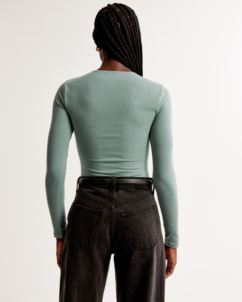 Women's Seamless Fabric Long-Sleeve Crew T-Shirt