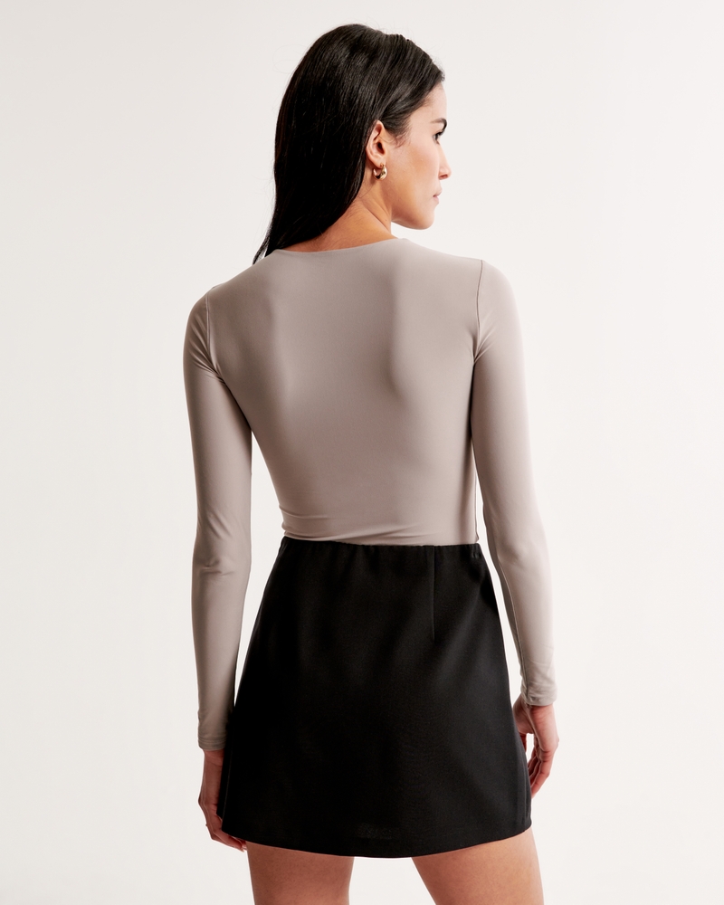 Soft Matte Seamless Tuckable Long-Sleeve Tee