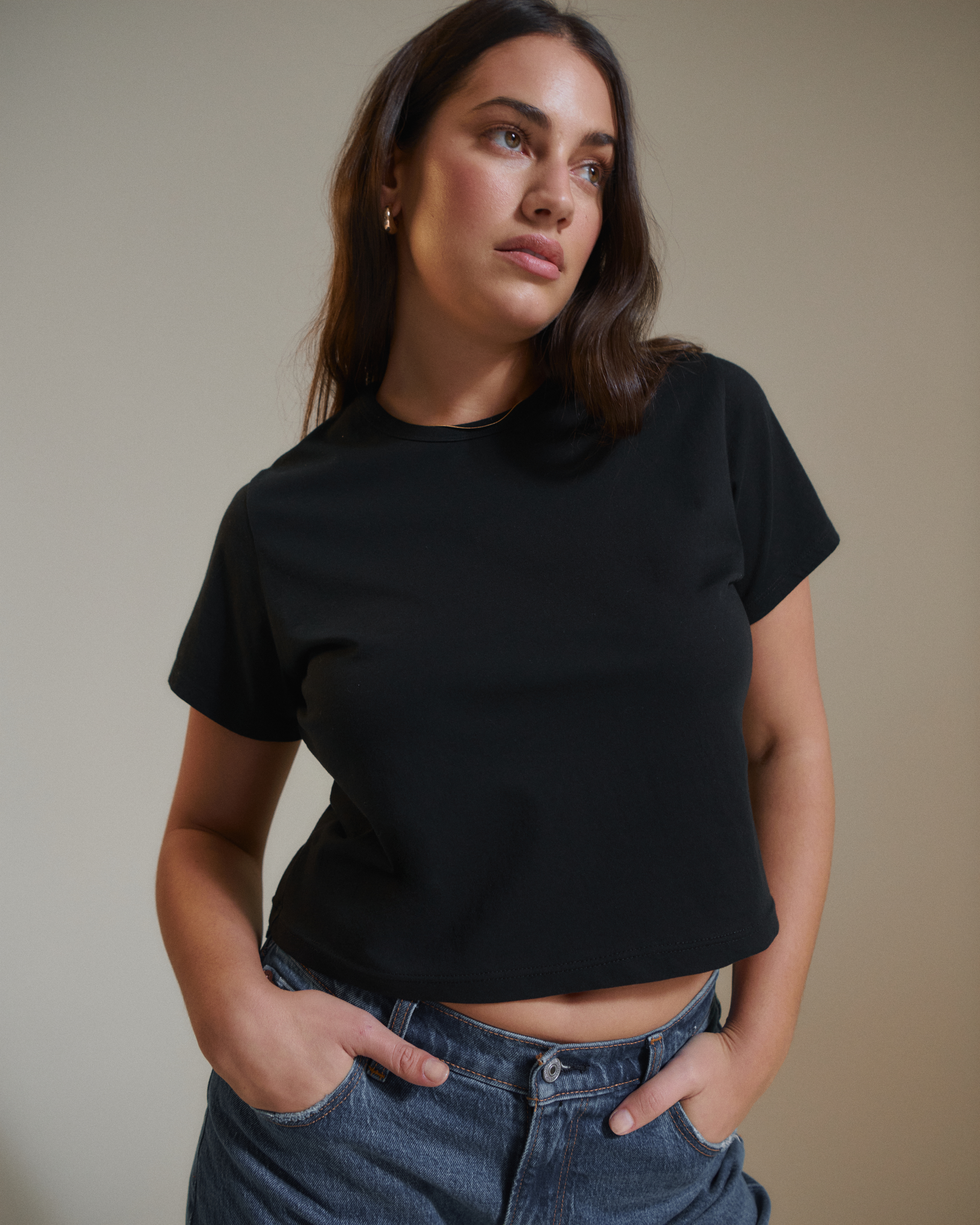 Abercrombie & Fitch Essential Polished Body-skimming Tee In Black