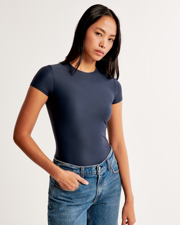 Soft Matte Seamless Tuckable Baby Tee