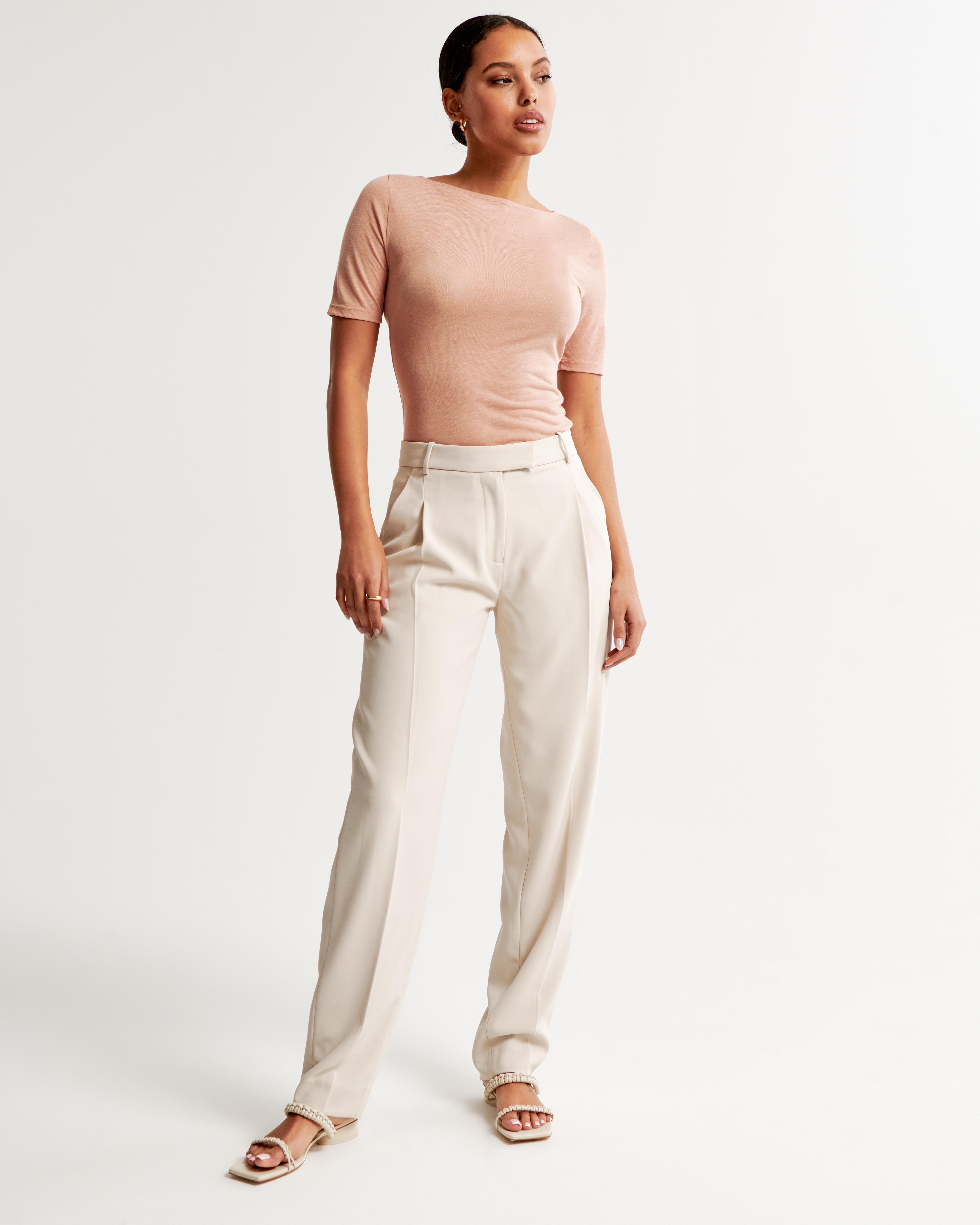 Abercrombie and Fitch パラトルーパー S ベージュ Women's Sheer Half-Sleeve Slash Top | Women's Clearance