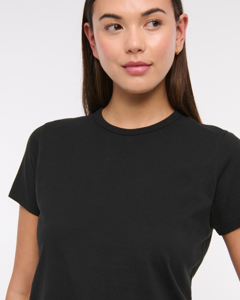 Essential Polished Body-Skimming Tuckable Tee