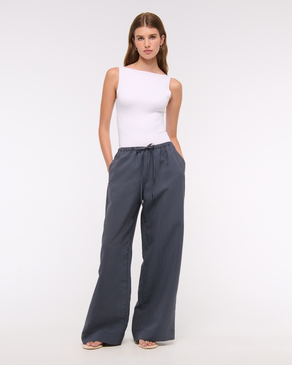 Sculpt Matte Seamless Slash Scoop-Back Bodysuit