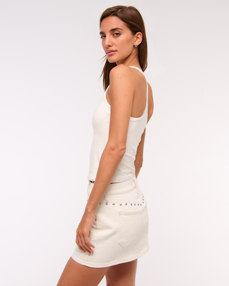 Bra-Free Racerback Scoopneck Tank