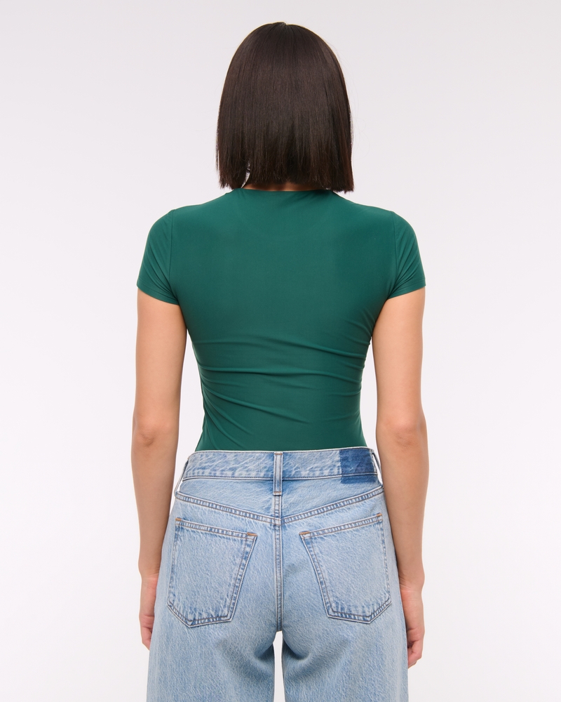 Soft Matte Seamless Tuckable Baby Tee