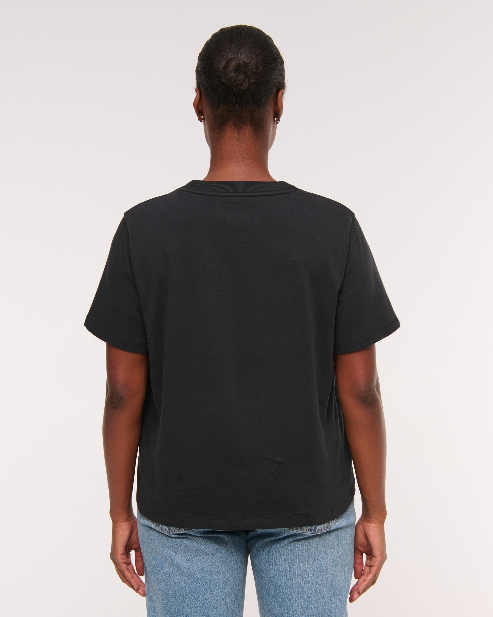 Essential Premium Polished Easy Tee