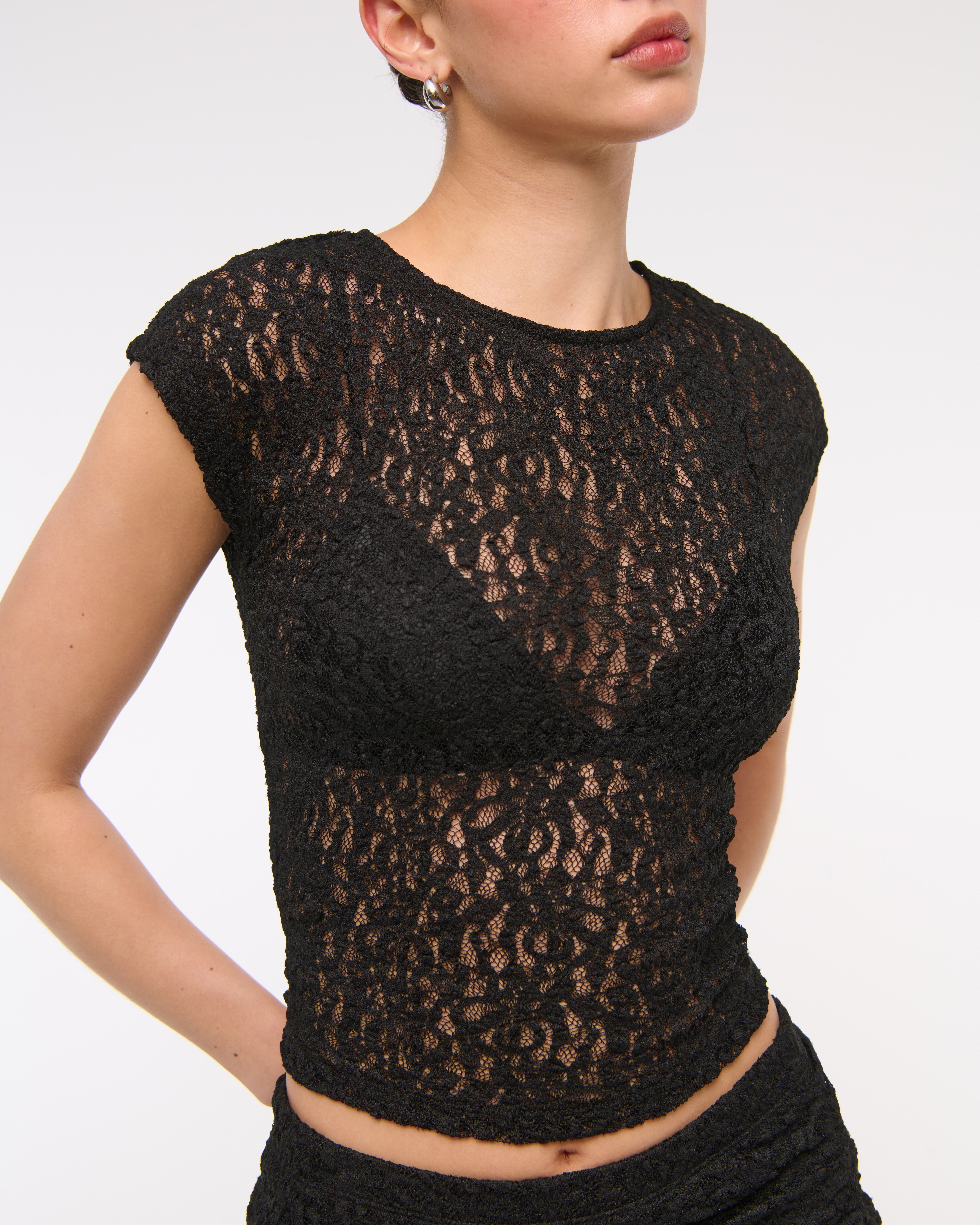 SL PURO LACE TOP : @s.h.a.l.o.m.c.l.u.b