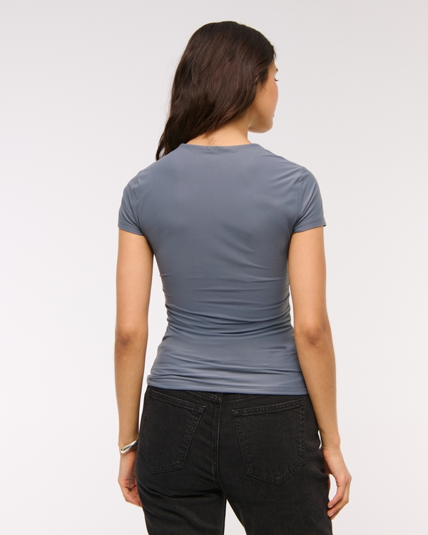 Soft Matte Seamless Tuckable Baby Tee