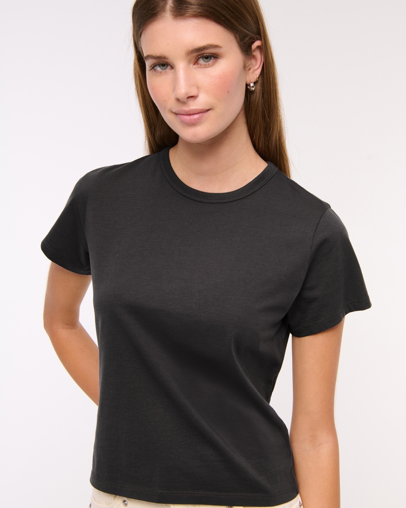 Essential Polished Body-Skimming Tee
