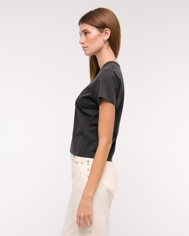Essential Polished Body-Skimming Tee
