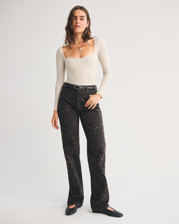 Soft Matte Seamless Long-Sleeve Sweetheart Bodysuit