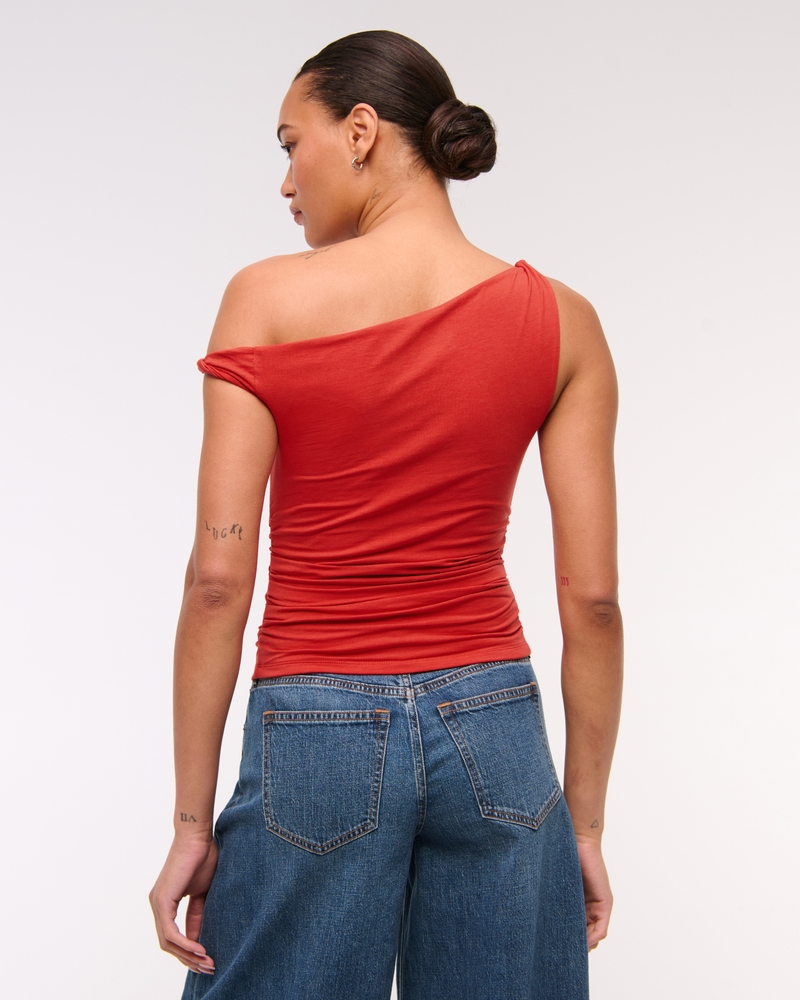 Asymmetrical Twist Top