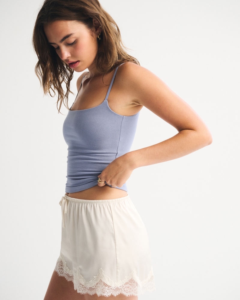 Bra-Free 90s Cami