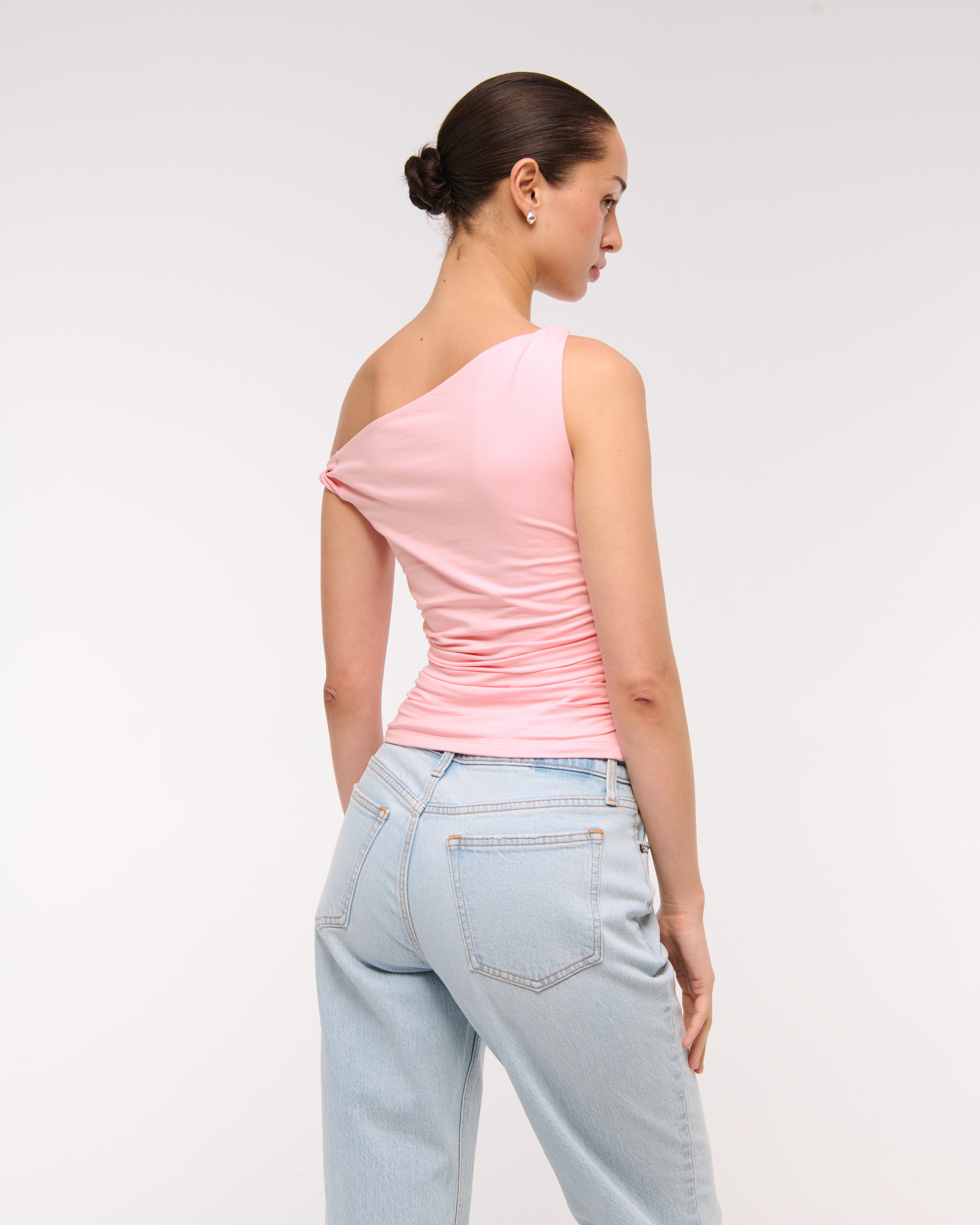 Women's Asymmetrical Twist Top | Women's Tops | Abercrombie.com