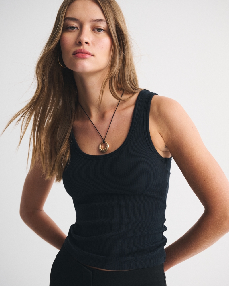 Bra-Free Rib Scoopneck Tank