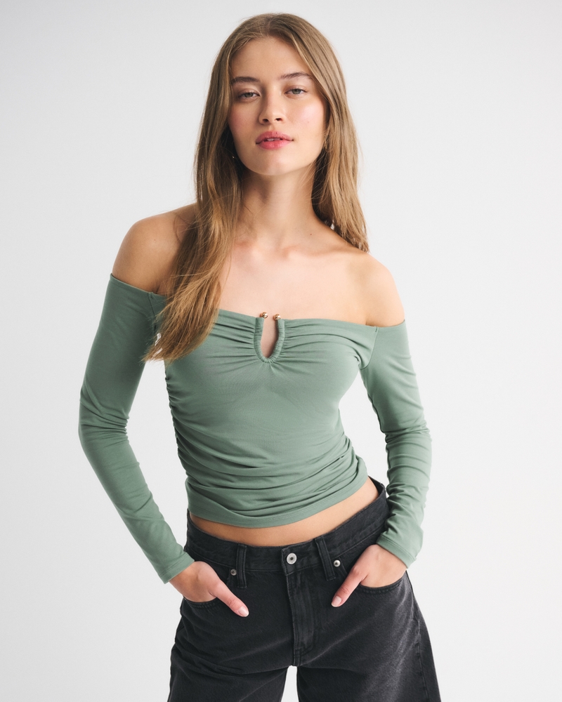 Bra-Free Off-The-Shoulder Hardware Top
