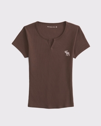 短袖圖樣缺角領口羅紋上衣