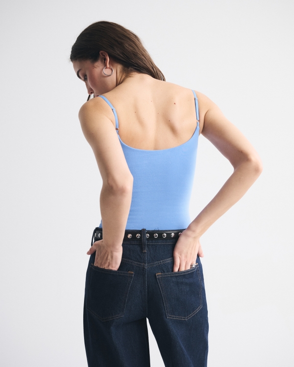 Bra-Free 90s Cami