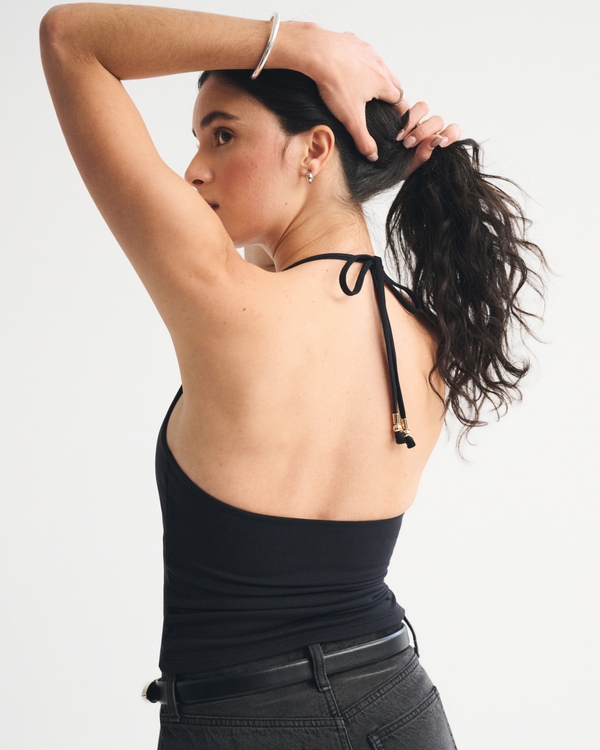 Bra-Free Snatched Seamless Halter Top