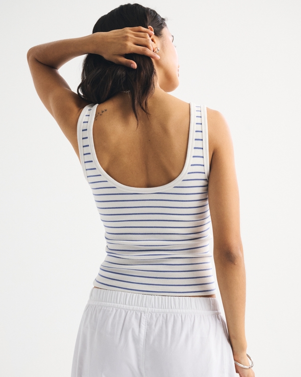 Bra-Free Scoopneck Rib Tank