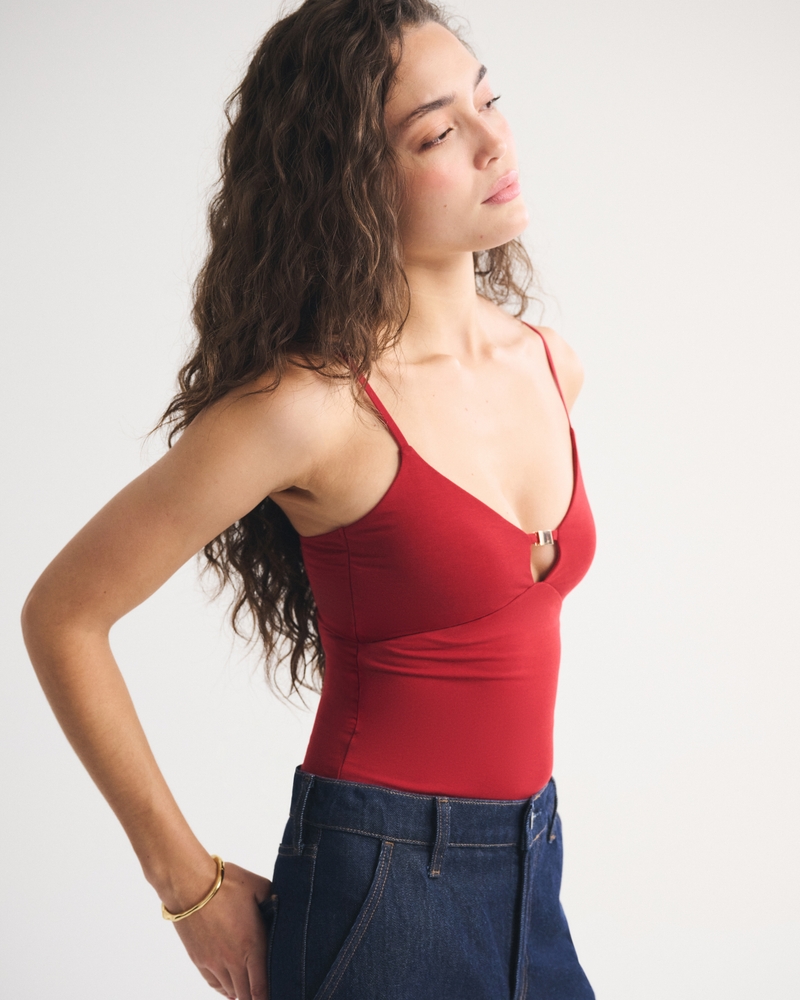 Bra-Free Cutout Hardware Top - thumbnail 9