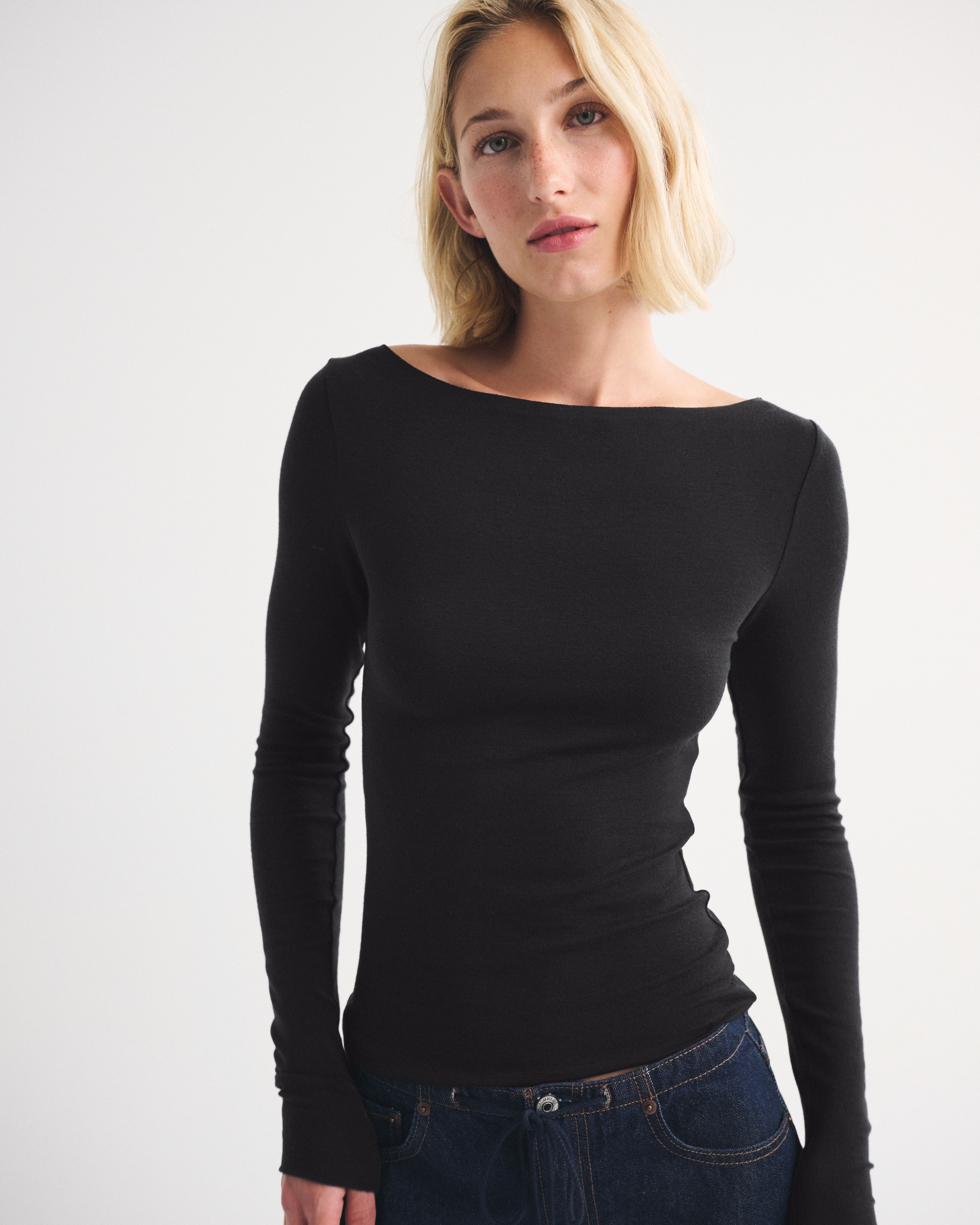 Женские топы Abercrombie & Fitch Fine Wool-Blend Boatneck Top — фото 2