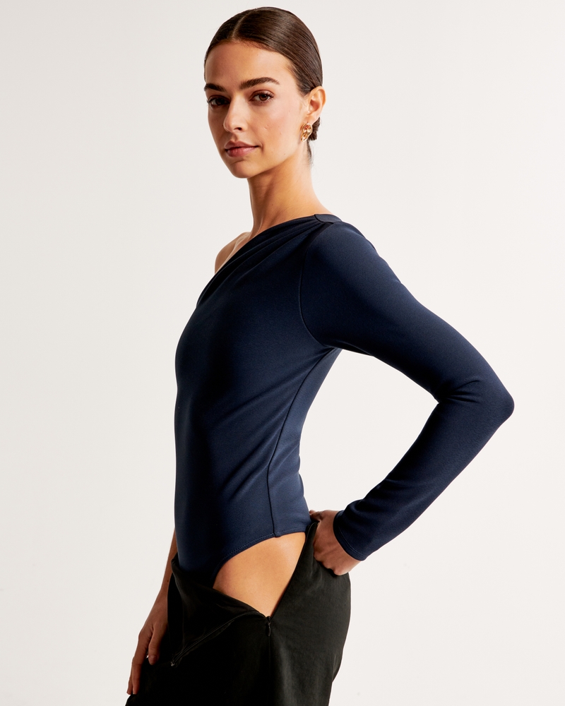 Long-Sleeve Crepe Asymmetrical One-Shoulder Bodysuit