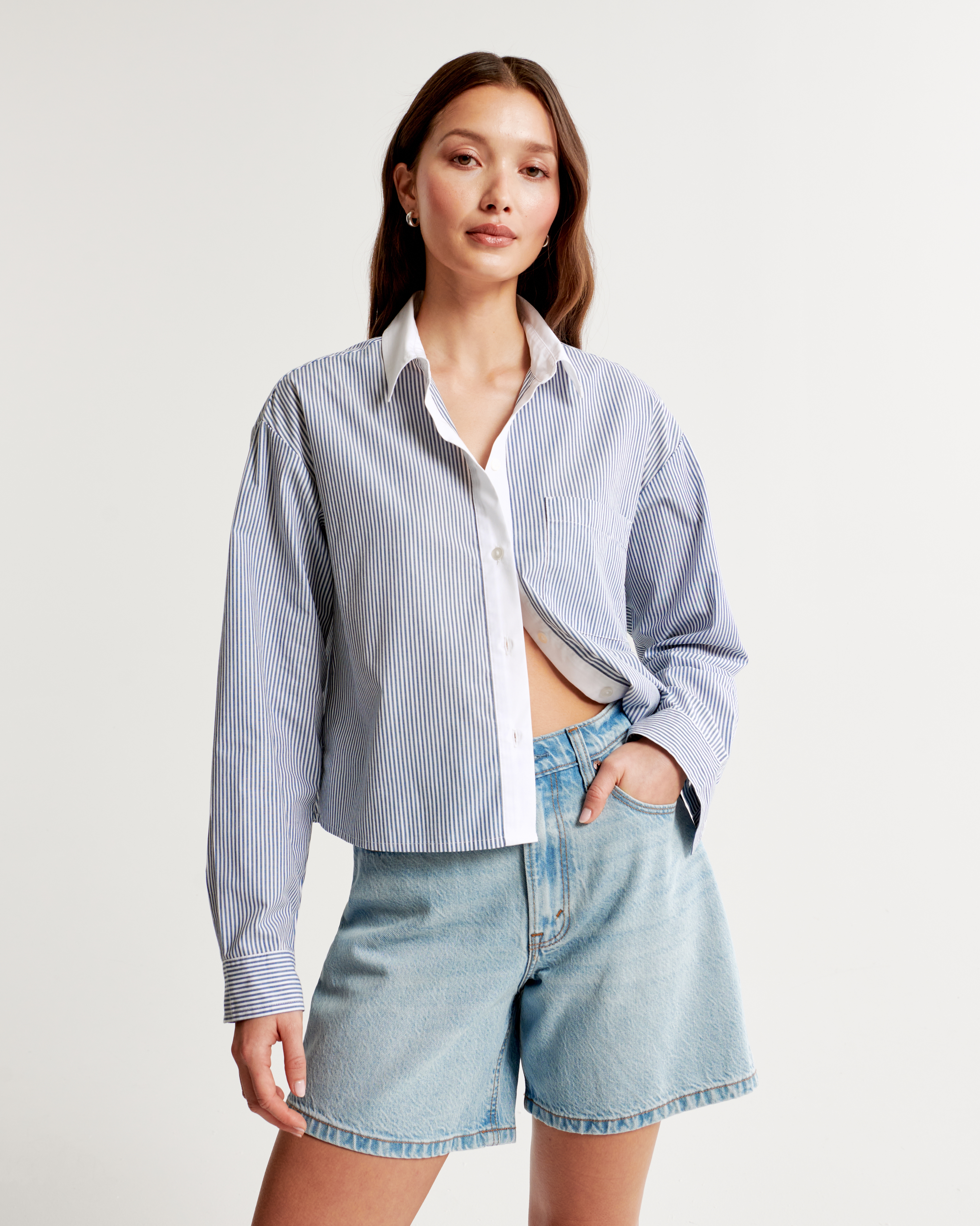 Oversized Linen-Blend Cropped Shirt