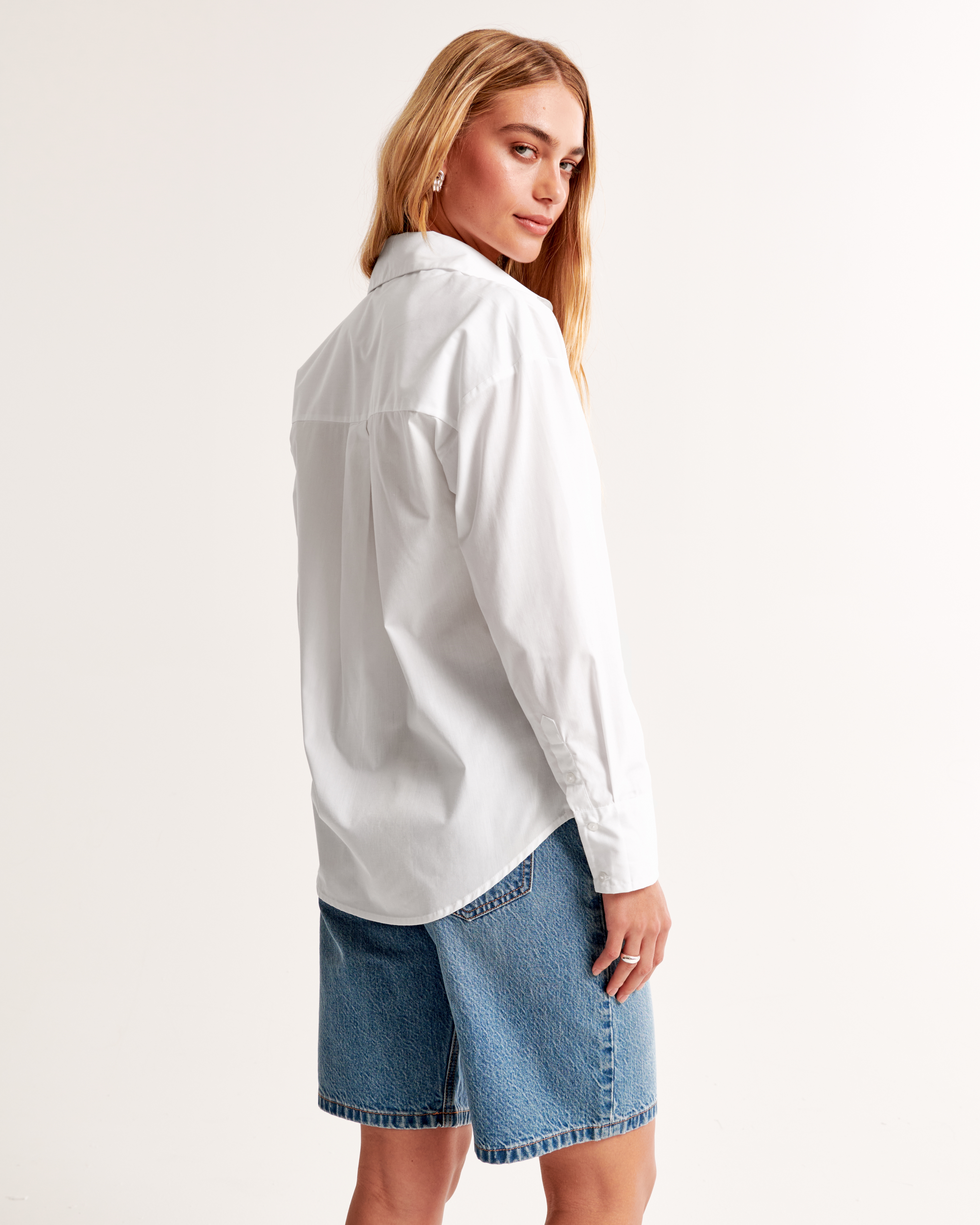 Women's Oversized Poplin Shirt | Women's Tops | Abercrombie.com Women's Oversized Poplin Shirt | Women's Tops | Abercrombie.com