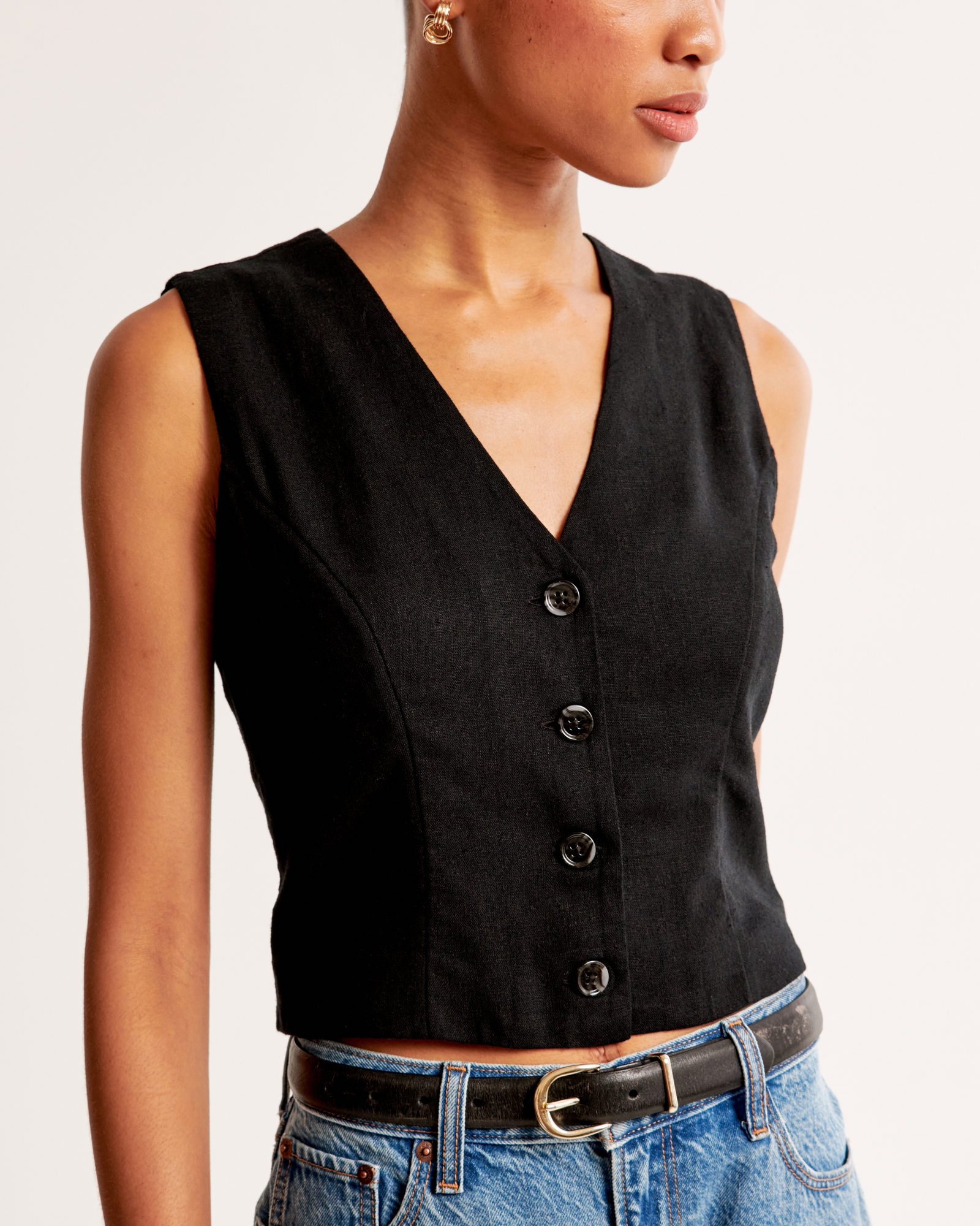 The A&F Mara Linen-Blend Vest