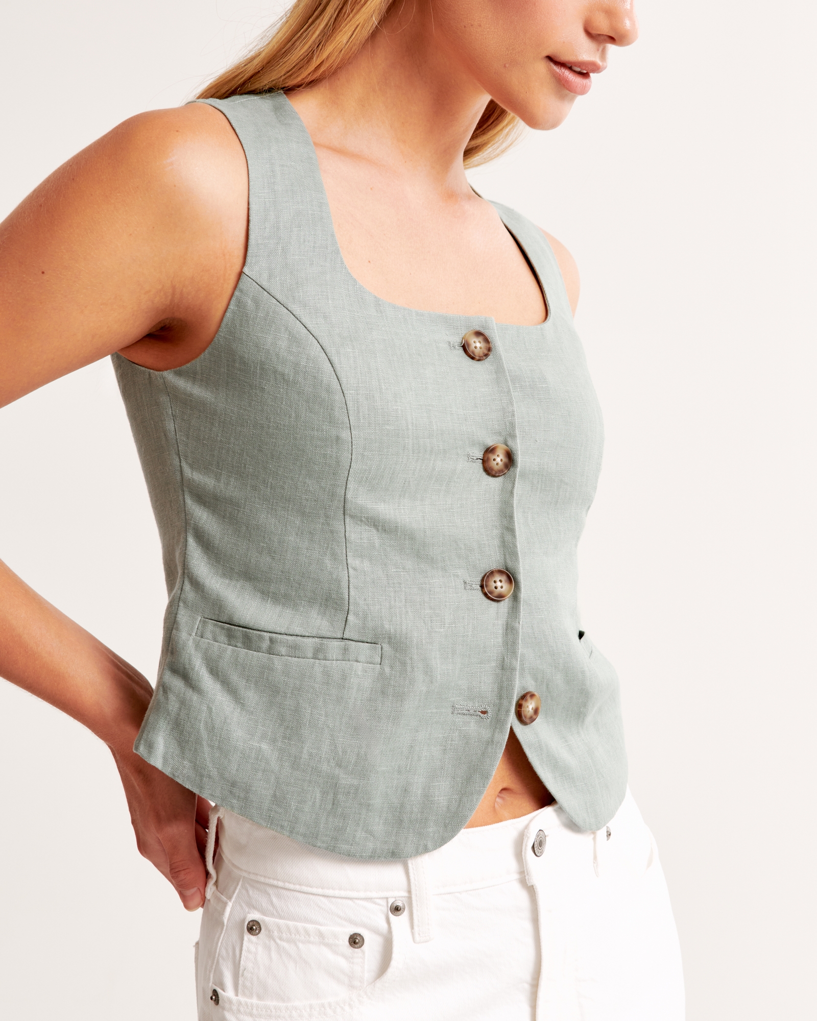 The A&F Mara Premium Linen Vest Set Top