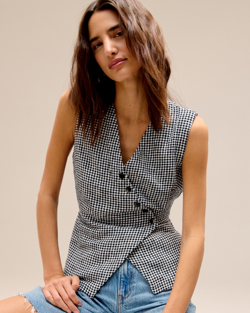 The A&F Mara Linen-Blend Button-Through Vest
