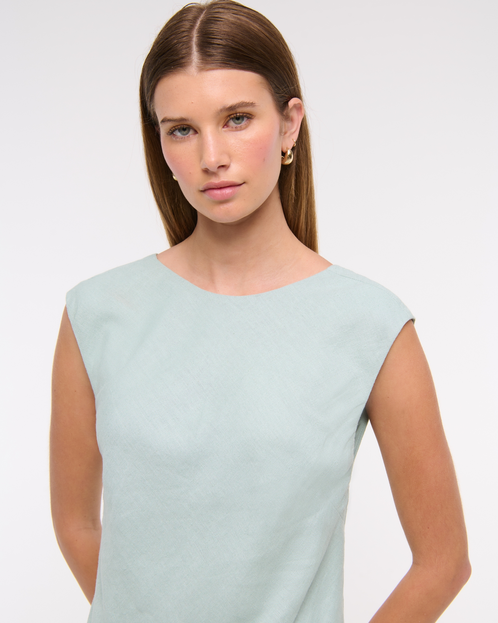 Linen-Blend Skimming Shell Top