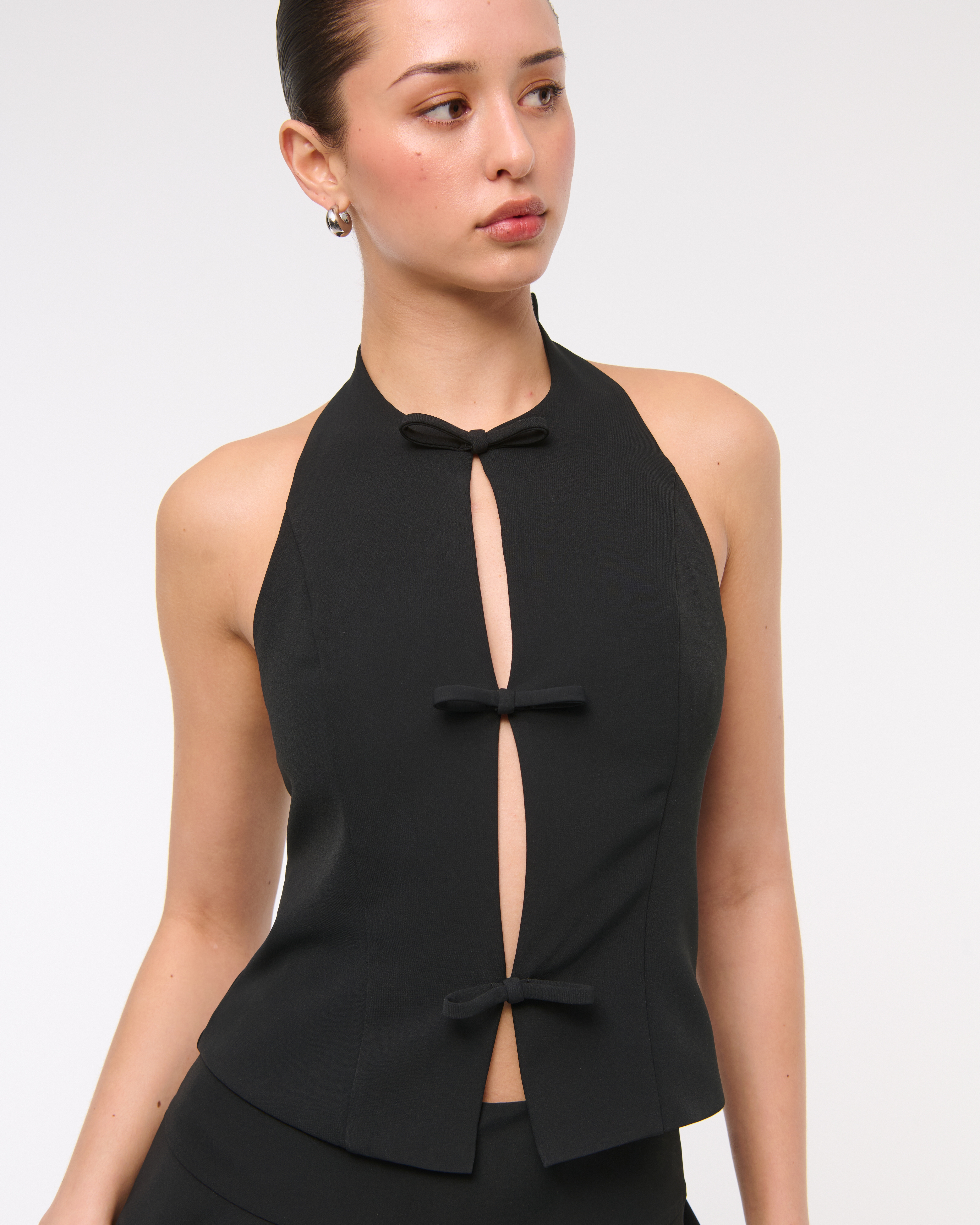 Женские топы Abercrombie & Fitch Bow Tie-Front Halter Top — фото 3