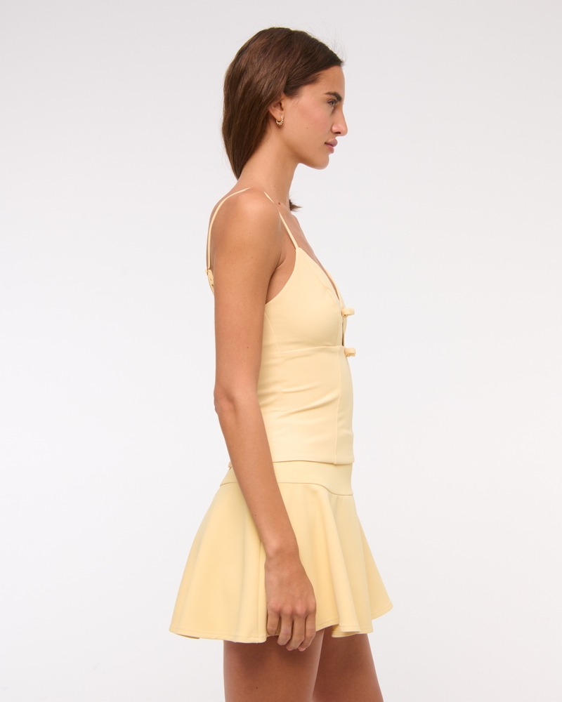 Cutout Bow Top