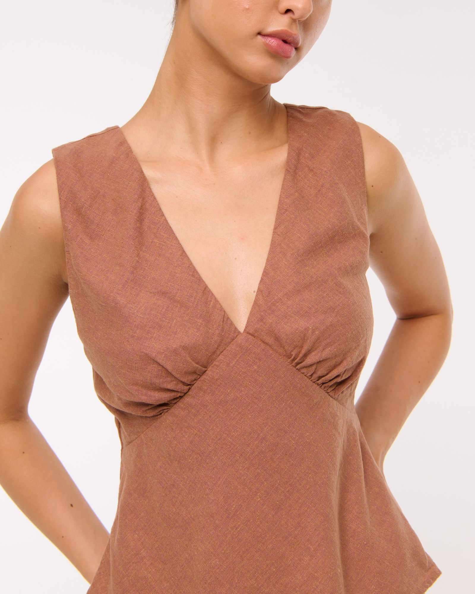 Linen-Blend Tie-Back Set Top